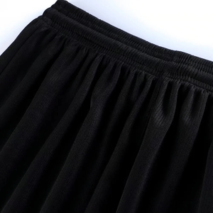 Uniformes de football pour enfants avec logo personnalisé Nouveau kit d'entraînement de football comprenant un maillot vierge et des vêtements de sport pour l'entraînement en équipe - Product Image 4