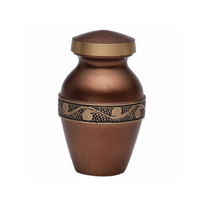 Good Quality 2025 Handmade Mini Cremation Urns Latest Design Keepsake Urns Cat and <b>Dog</b> <b>Ashes</b> Urns at Low Price - Product Image 1