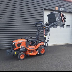 Tondeuse à gazon commerciale Kubota WHF19-52, 19 CV, essence, 52 pouces. - Product Image 5