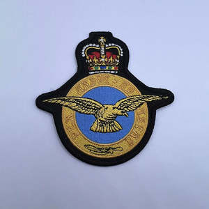 Écussons tissés en sergé thermocollants personnalisés pour vêtements, broderie de logo sur mesure, badges 2025 pour chapeaux - Product Image 6