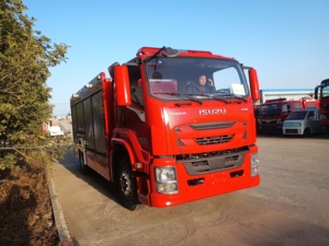 Camión <span class=keywords><strong>de</strong></span> <span class=keywords><strong>Bomberos</strong></span> Isuzu Nuevo Rescue 4x2 Diésel 6000L-10000L en Venta - Product Image 4