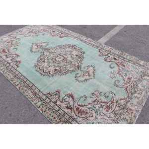 Alfombra Turca Grande, Alfombra Vintage de 5.5x9.5 pies, Alfombra de Lana con Diseño Floral Verde - Product Image 3