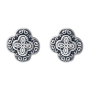 Orecchini a Perno Floreali in Argento Sterling Ossidato di Amy e Annette, Design Classico per Matrimoni, Feste o Regali - Product Image 1