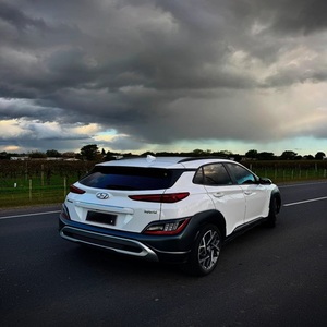 Hyundai Kona SEL FWD 2023 en Alta Demanda - Product Image 2