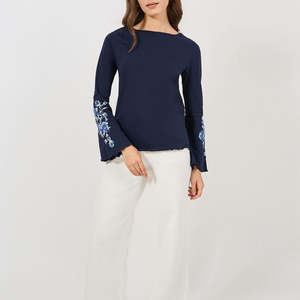 T-shirt brodé d'été de haute qualité pour femmes, respirant, entièrement personnalisé, t-shirt brodé pour femmes - Product Image 3