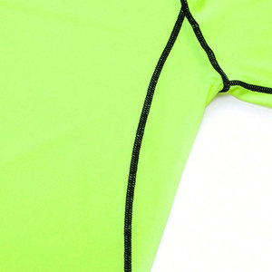 Ensemble de vêtements de sport personnalisés en polyester avec compression élastique à séchage rapide accessoires de gymnastique pour entraînement vêtements de fitness vêtements de sport pour hommes - Product Image 4