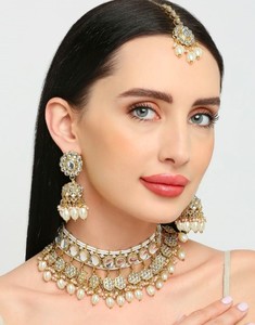 Nouveau Design Plaqué Or Perle Verte Traditionnelle & Kundan Collier Clouté Ensemble de Bijoux pour Femme - Product Image 3