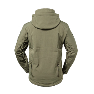 Vente en gros Vestes Softshell d'hiver en polaire coupe-vent imperméable noires pour hommes Nouveau design de toile à capuche avec logo personnalisé pour la randonnée - Product Image 5
