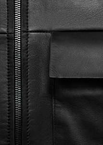 เสื้อแจ็คเก็ตหนังแท้สีดำสำหรับผู้ชาย คอตั้ง ซิปหน้า หนังแกะแท้ สไตล์ลำลอง เป็นมิตรกับสิ่งแวดล้อม แบบบอมเบอร์ - Product Image 6