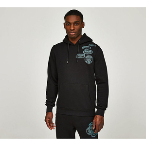 Conjunto Deportivo de Invierno para Hombre con Logotipo Personalizado, Sudadera con Capucha y Pantalones Deportivos Lisos con Técnicas de Impresión, Hecho en Pakistán - Product Image 1