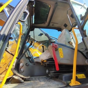 Pelle hydraulique sur chenilles VOLVO EC480DL 2018 Modèle 2M³ Capacité du godet 48000kg Poids en ordre de marche Bonne condition à vendre - Product Image 6