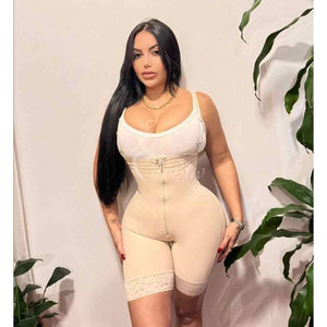 Faja invisible sin tirantes Luxy que moldea sin ser notoria, diseño de puño en forma de U de corte libre, postquirúrgica para senos - Product Image 3