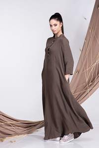 Vente en gros Abaya de luxe en satin pour femmes petite vêtements islamiques manches à volants inspiré de la soie traditionnelle musulmane de Turquie - Product Image 2