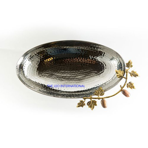 Bol décoratif en acier inoxydable et aluminium, design en forme de feuille, base plaquée or brillant, style japonais - Product Image 6