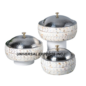 Juego de tres ollas de diseñador de madera con asas doradas, vajilla de forma redonda, cazuela de mesa, calentador de alimentos elegante y clásico - Product Image 4