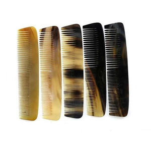 Peinetas de salón de cuerno de Búfalo, cuerno de búfalo de lujo, técnica pulida única, artesanía natural de animales náuticos respetuosos con el medio ambiente - Product Image 5