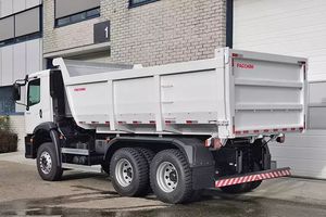Nuevo Camión Volquete Constellation 31.320 4x2, Euro5 Diésel, Transmisión Automática de 10 Velocidades, Dirección Izquierda, 31-40T - Product Image 2