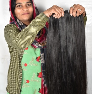 Extensions de cheveux humains indiens en gros, cuticules alignées, lisses, en mèches profondes, naturels, non traités, bruts, à double trame machine - Product Image 1