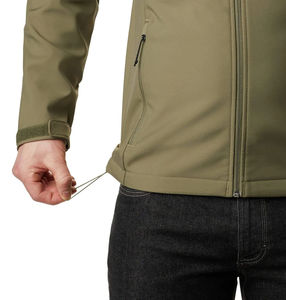 Chaqueta Softshell Personalizada de Poliéster Impermeable con Logotipo Bordado para Exteriores, Unisex, Venta al por Mayor 2026 - Product Image 6