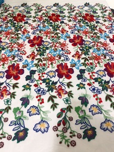 Tela de Tul Suave con Encaje Floral de Diseño Clásico <span class=keywords><strong>Valentino</strong></span> para Vestidos de Alta Costura - Product Image 6