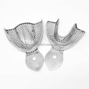 Bandejas de Impresión Dentales Ergonómicas de Acero Inoxidable Autoclavables, Manuales, Perforadas y No Perforadas, Reutilizables, Quirúrgicas, para Arcada Superior e Inferior - Product Image 3