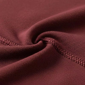 เสื้อโยคะผ้าสแปนเด็กซ์ไนลอนสำหรับผู้ใหญ่ ยืดหยุ่นสูง ระบายอากาศ แห้งเร็ว เหมาะสำหรับออกกำลังกายในยิม ขายส่งแบบ OEM - Product Image 4