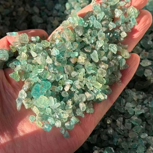 Vente en gros de copeaux d'apatite verte cristalline, gravier d'apatite bleue naturelle pour la guérison - Product Image 3