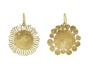 Pendientes de metal modernos de moda con detalles recortados y un sofisticado acabado dorado cepillado para una declaración elegante - Product Image 6