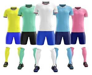 Kit de fútbol de hombre personalizado barato y de alta calidad Uniforme de club de entrenamiento de fútbol de secado rápido al por mayor nuevo Kit de fútbol de temporada - Product Image 1