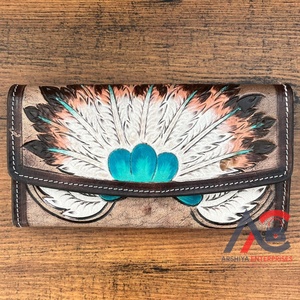 Cartera de cuero hecha a mano para mujer, diseño en relieve de plumas occidentales, cartera duradera de cuero genuino, bolso de mano Floral de piel de vaca - Product Image 1