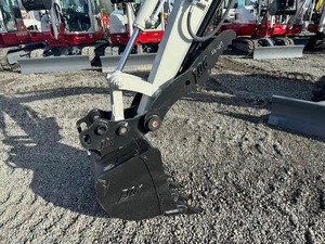 Takeuchi รถตักขนาดเล็กมือสอง, TB230RA ขุดตีนตะขาบขนาดเล็กพร้อมมอเตอร์มือสอง - Product Image 4
