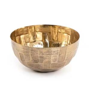 Tazón Redondo de Aluminio Dorado Pulido Hecho a Mano para Almacenar Frutas, Servir Chocolate, Uso en Fiestas, Apto para Lavavajillas - Product Image 1