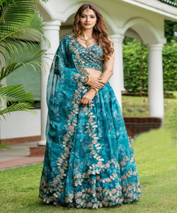 Lehenga Choli Dupatta de mariage, design moderne, lavable, ethnique, en géorgette multicolore avec broderie et sequins, très attrayant - Product Image 2