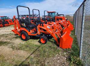 Tractor Agrícola Pequeño Kubota BX23S con Cargador Frontal para Jardinería |   Tractor Utilitario Compacto Kubota BX23S de 23 HP con Tracción en las 4 Ruedas - Product Image 6