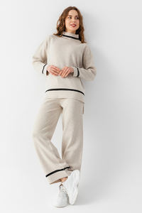 Ensemble élégant pour femmes en tricot rayé sport deux pièces, pull à manches longues surdimensionné et pantalon pour le yoga et la marche quotidiens - Product Image 5