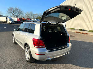 Mercedes-Benz GLK 350 4MATIC 2013 disponible à la vente avec faible kilométrage / Moteur essence / Véhicule d'occasion en excellent état et sans accident - Product Image 5