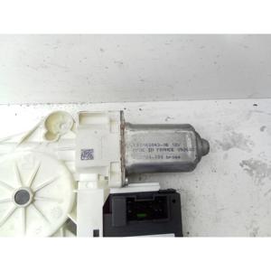MOTEUR ÉLECTRIQUE DE FENÊTRE ARRIÈRE DROITE FORD C - Max Série 3m5t14b534ag (03>07) - Product Image 2