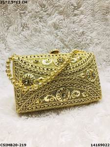 Sacs à main de soirée pour femmes, sacs à main en métal de créateur faits à la main, élégants sacs à main en fer pour femmes, sacs à main pour fêtes, sacs à main en coquillage faits à la main - Product Image 2