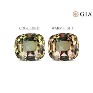 Alexandrite - 4,05 carats, pierre précieuse ovale facettée, couleur vert-rouge, créée en laboratoire, polie, traitée thermiquement, calcédoine synthétique, 8 mm - Product Image 3