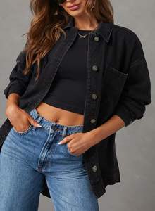 แจ็คเก็ตยีนส์แขนยาวทรงหลวมแบบมีรูระบายอากาศ สไตล์แฟชั่น ล้างสีอ่อน สำหรับผู้หญิง ขายส่ง รับสั่งทำ - Product Image 3