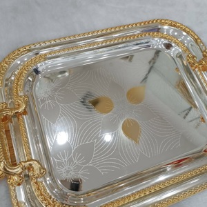 Plateau en métal décoratif pour table à manger et table basse |   Améliore l'intérieur avec une présentation élégante - Product Image 3