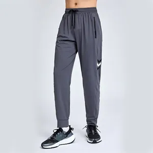 Parana Fasion Casual Outdoor Sports Hip Hop Street Wear Reflect <b>Light</b> Sweatpants Trousers Men's Pants 100% Polyester - Product Image 3