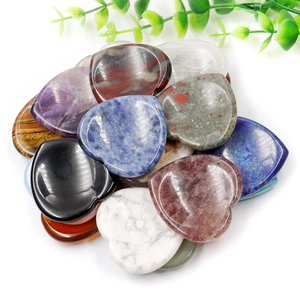 Pierre semi-précieuse spirituelle de poche naturelle de 40mm, pierres d'inquiétude de quartz mixtes colorées, cœur de pouce en cristal pour cadeau, vente en gros - Product Image 2