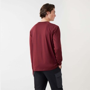 Camisetas de manga larga personalizadas para hombre, venta al por mayor, logotipo personalizado impreso de gran tamaño en blanco, 230 GSM, fabricante de camisetas de algodón para mujer - Product Image 3