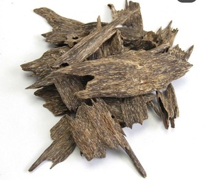 Bakhoor de madera de hormiga de la mejor calidad para fragancia casera de Vietnam Chips de olor Dulce Fuerte AOW2 Olor fuerte de larga duración - Product Image 3