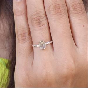 แหวนเงินแท้925สเตอร์ลิงทำด้วยค้อนหินควอตซ์ลูกแพร์สีทองธรรมชาติขนาด7x9มม. มีฝาเป็นของขวัญ - Product Image 5