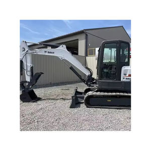 Pelleteuse Bobcat E60 à usage industriel et agricole, équipement robuste à structure robuste - Product Image 1