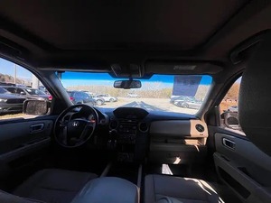 SUV Pilot Touring 2013 d'occasion de qualité, conduite à gauche ou à droite - Product Image 2