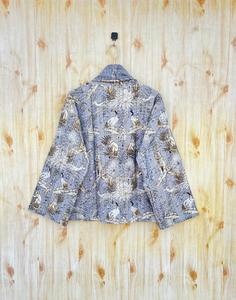 แจ็คเก็ตผ้าฝ้ายบุนวมวินเทจของผู้หญิงคอลเลคชั่นใหม่เสื้อโค้ทแบบมีกระดุมปักกลับด้านได้ไซส์ใหญ่พิเศษสำหรับฤดูใบไม้ร่วง - Product Image 6