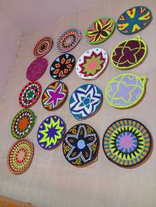 Set de pintura de discos de madera artesanales de 35 cm de diámetro, incluye diseño de mandala para posavasos, tablero de manualidades DIY, rafia y patrón de dibujos animados - Product Image 3